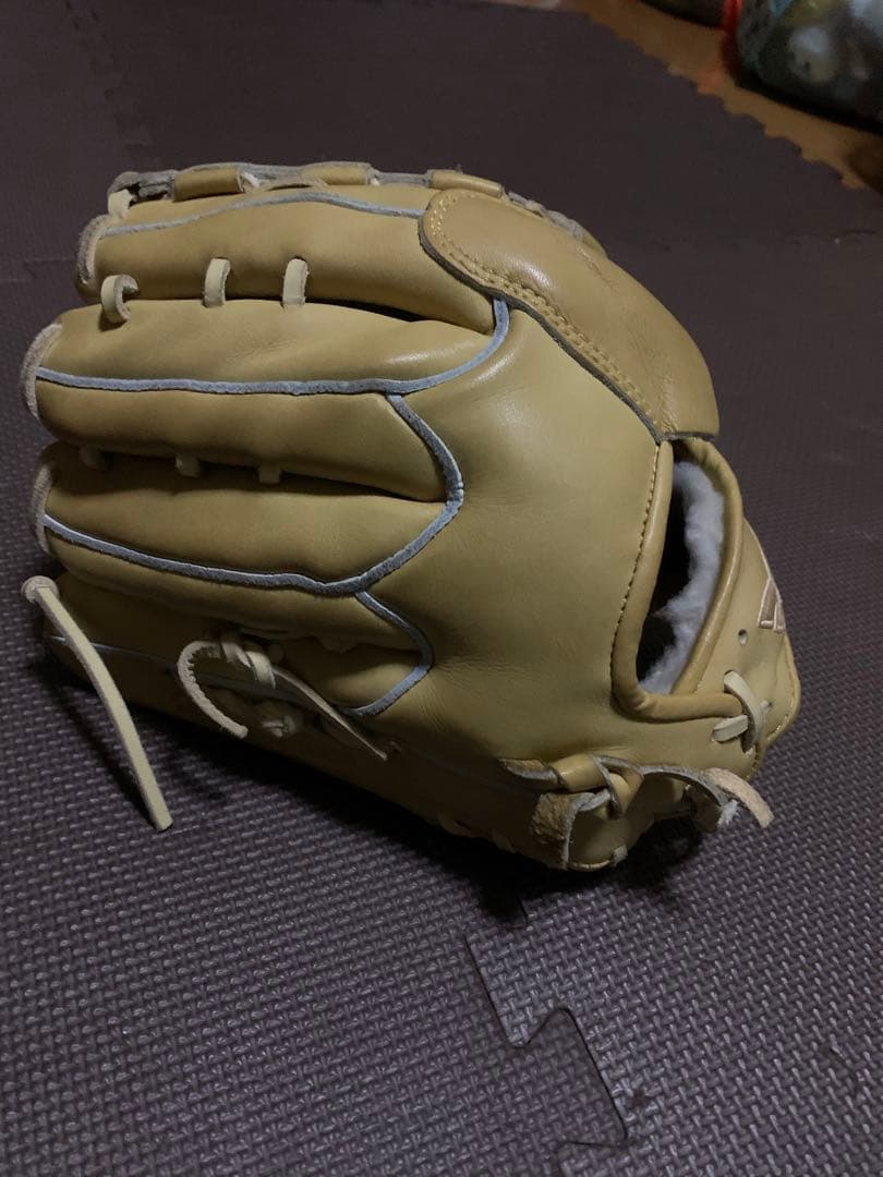 グロム硬式オーダーグラブ　前沢力さん風