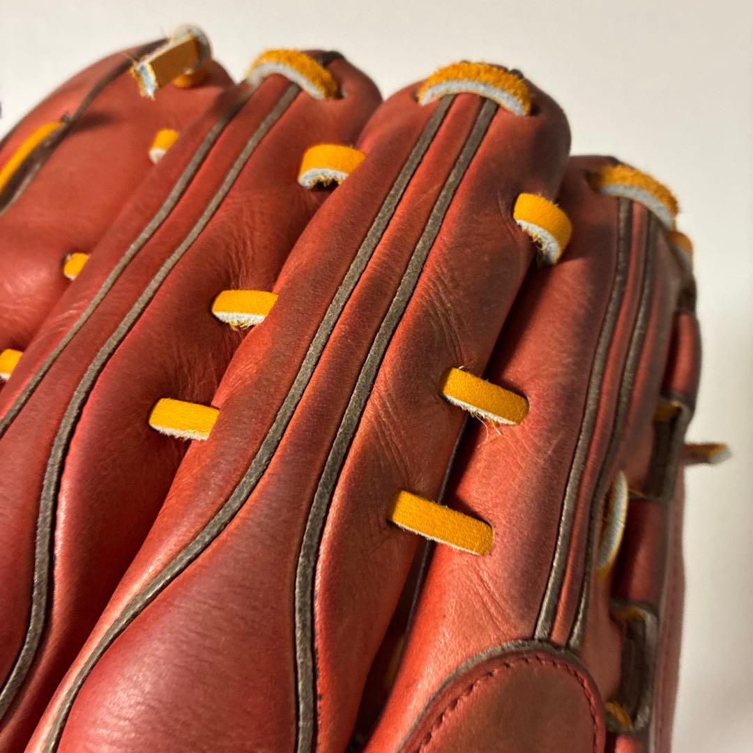 メ*ル様 プロ野球選手支給品　アシックス　ゴールドステージ 硬式投手用　asic