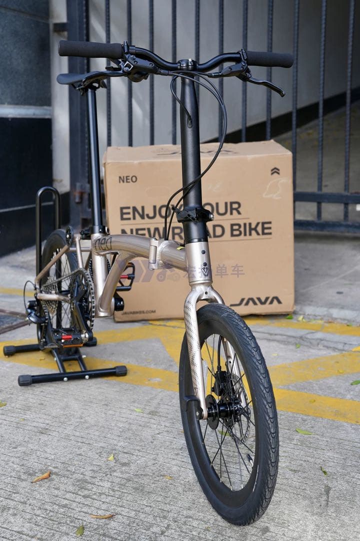 アルミ合金製 Brompton 同系 16インチ 折りたたみ自転車・9段変速