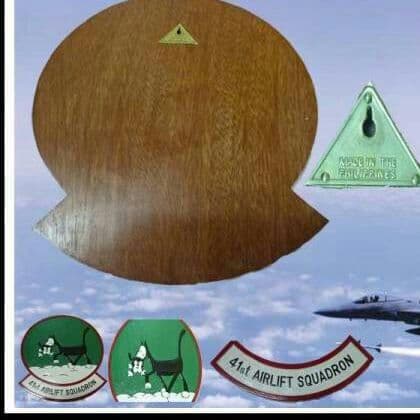 嘉手納①点41STairborne新品 USAF OKINAWA 空軍 プラック