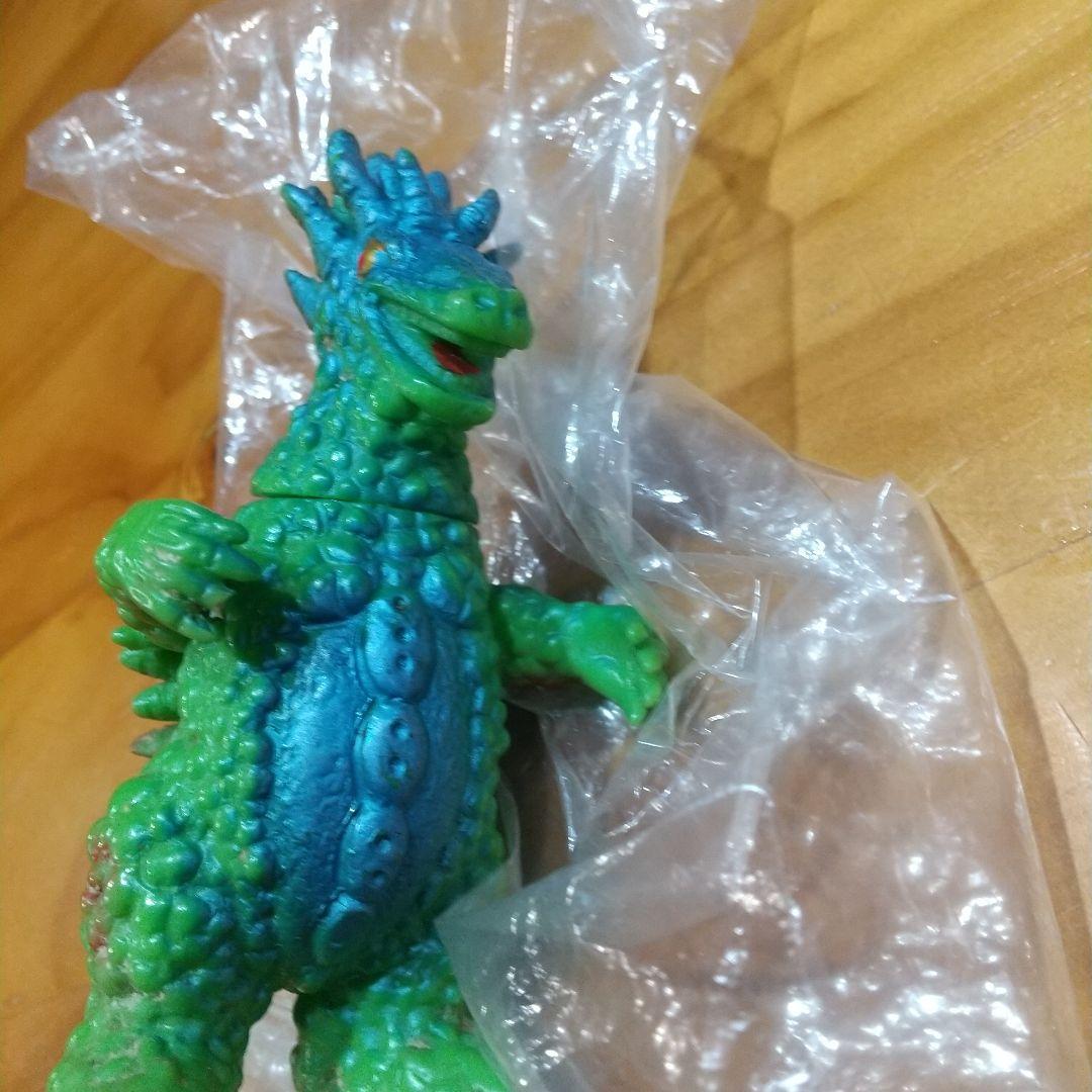ミニソフビ マルサン ベロクロン