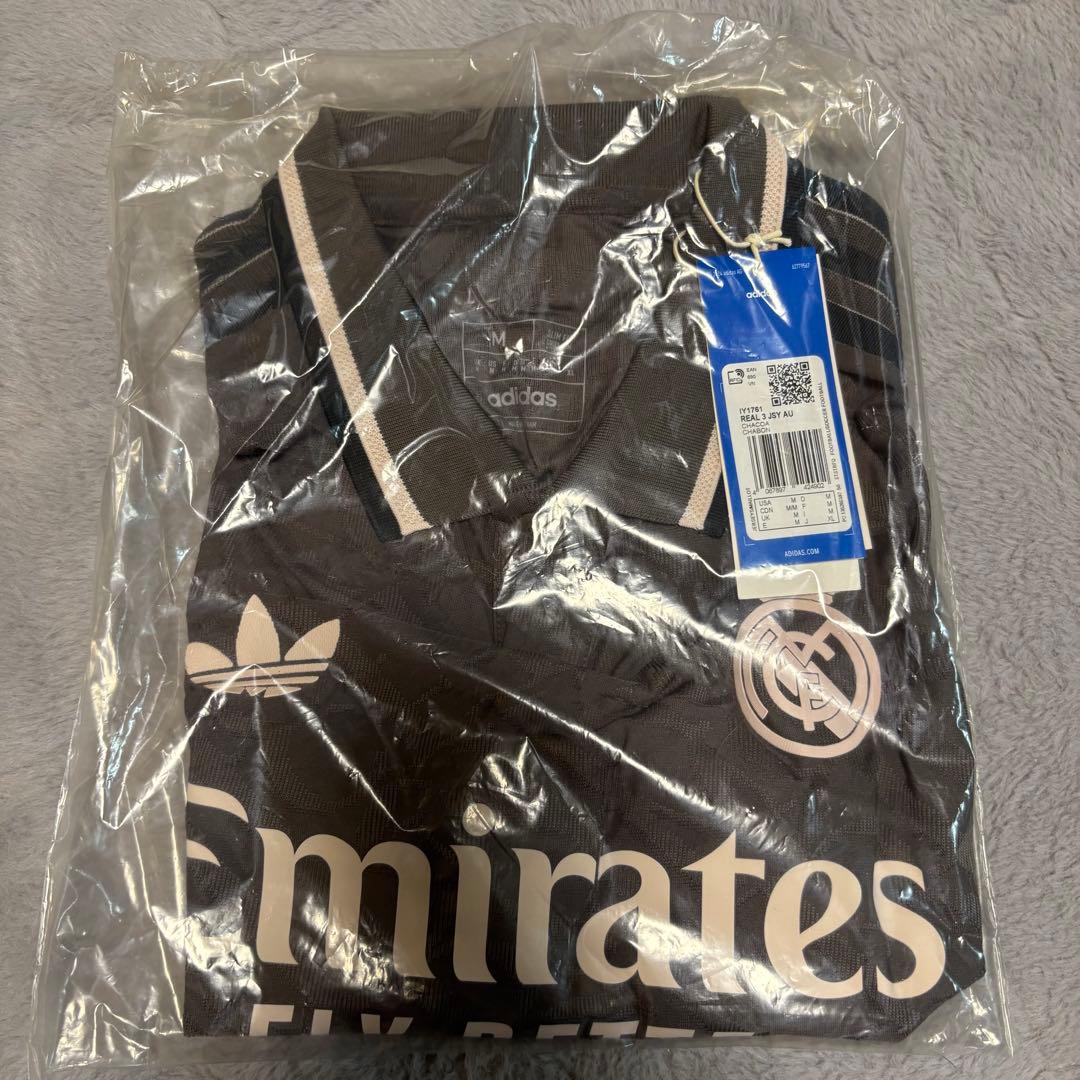 【Real Madrid】 メンズサードシャツ24/25 チャコール・未開封