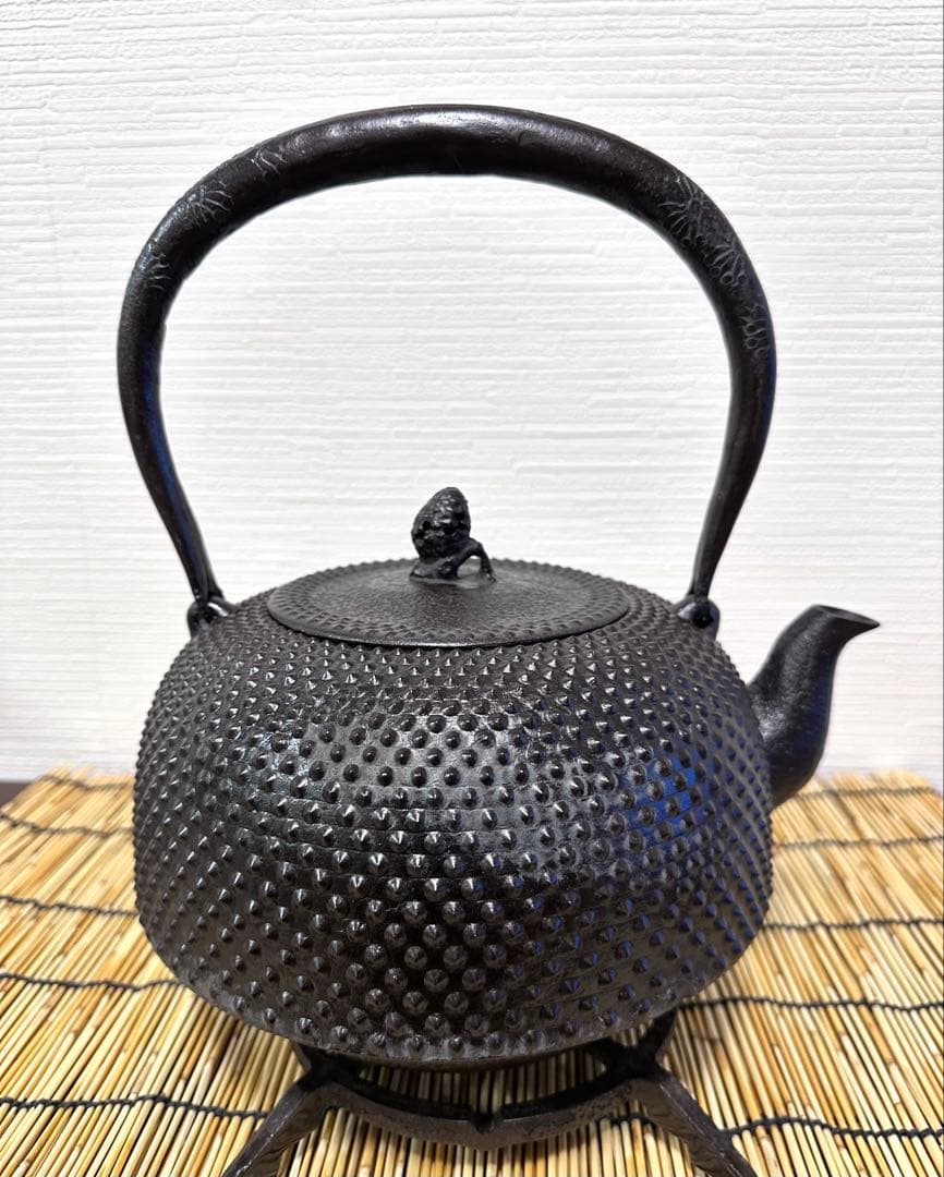 未使用品、栞付　南部成龍堂鋳造所　伝統工芸士 及川 光正(齋峰)３０型　売約済み