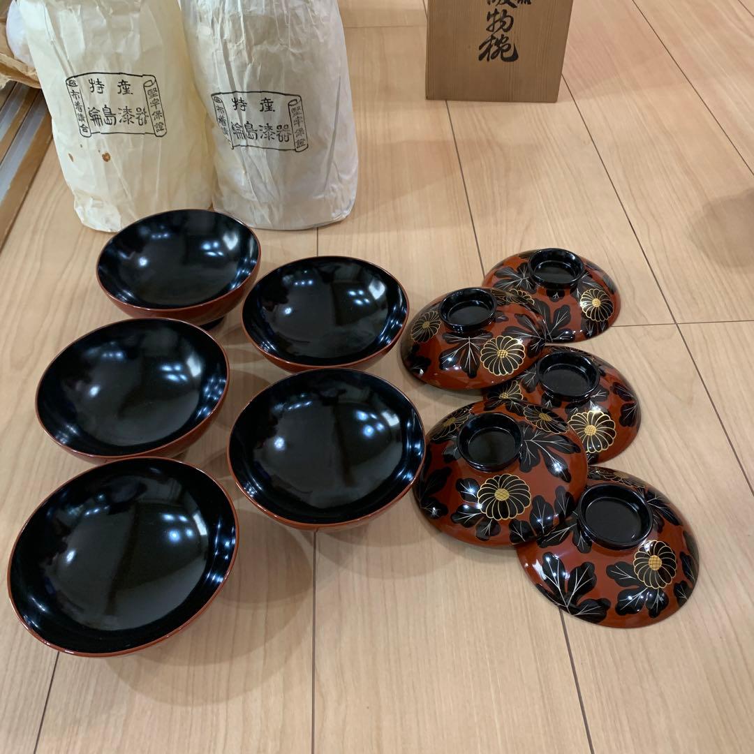 漆器 椀 １０個セット 黒と金の輪島花模様