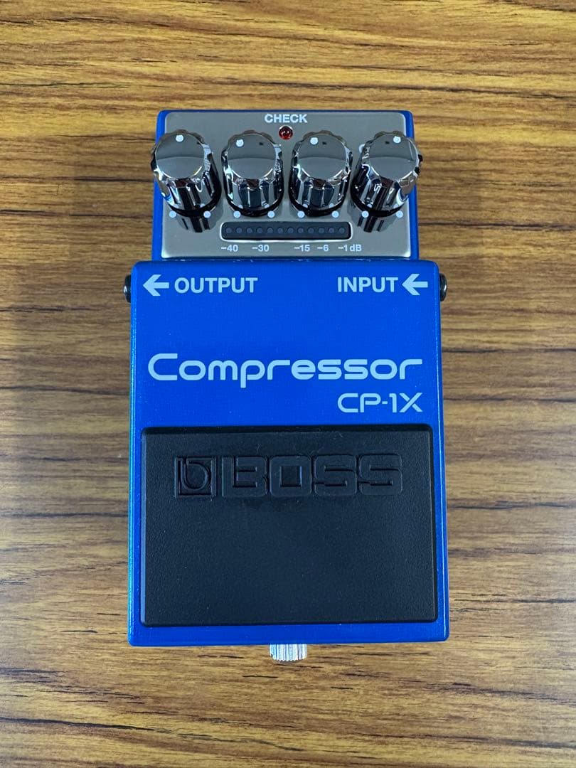 BOSS CP-1X コンプレッサー