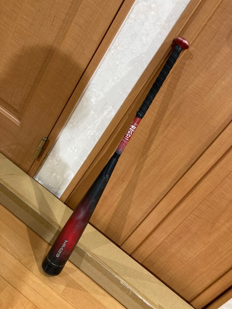 めちゃ飛び！野球 軟式 SSK MM23 トップ　83cm/平均700g バット