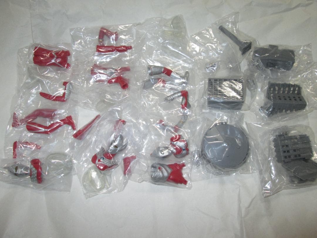 新品未開封　アルティメットルミナス ネクサス ウルトラ6兄弟 ティガ セット