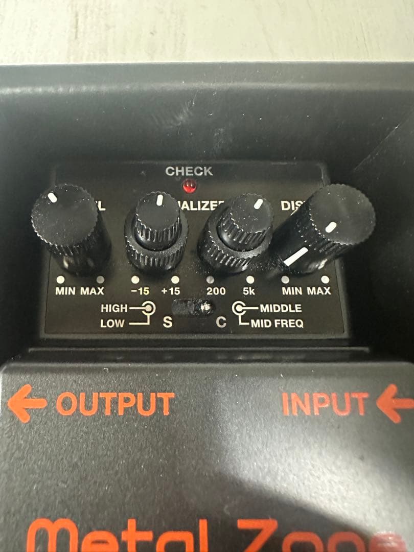 ギター BOSS MT-2W