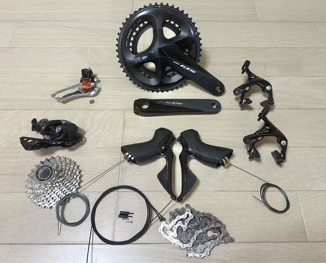 SHIMANO シマノ　105 R7000 11速 コンポセット　BB付き