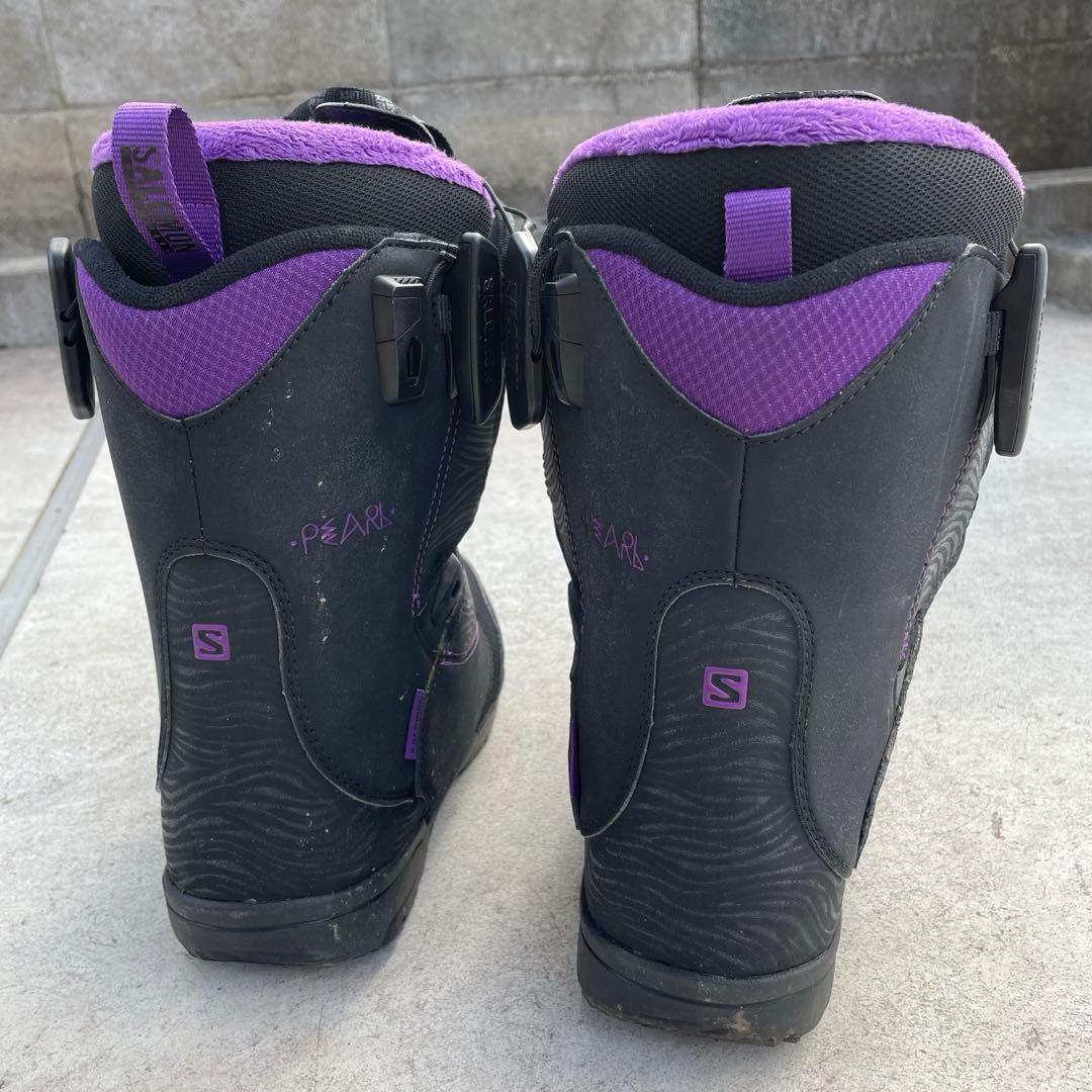 SALOMON 女性用スノーボードブーツ ブラック/パープル 23.5cm