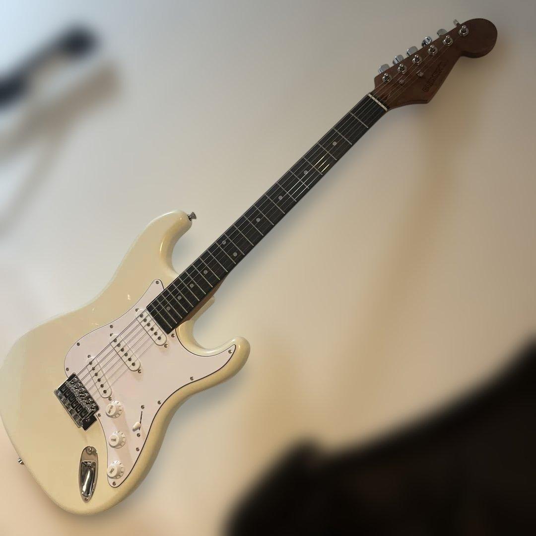 BUSKER'S BST-standard ストラト　ローステッドメイプル