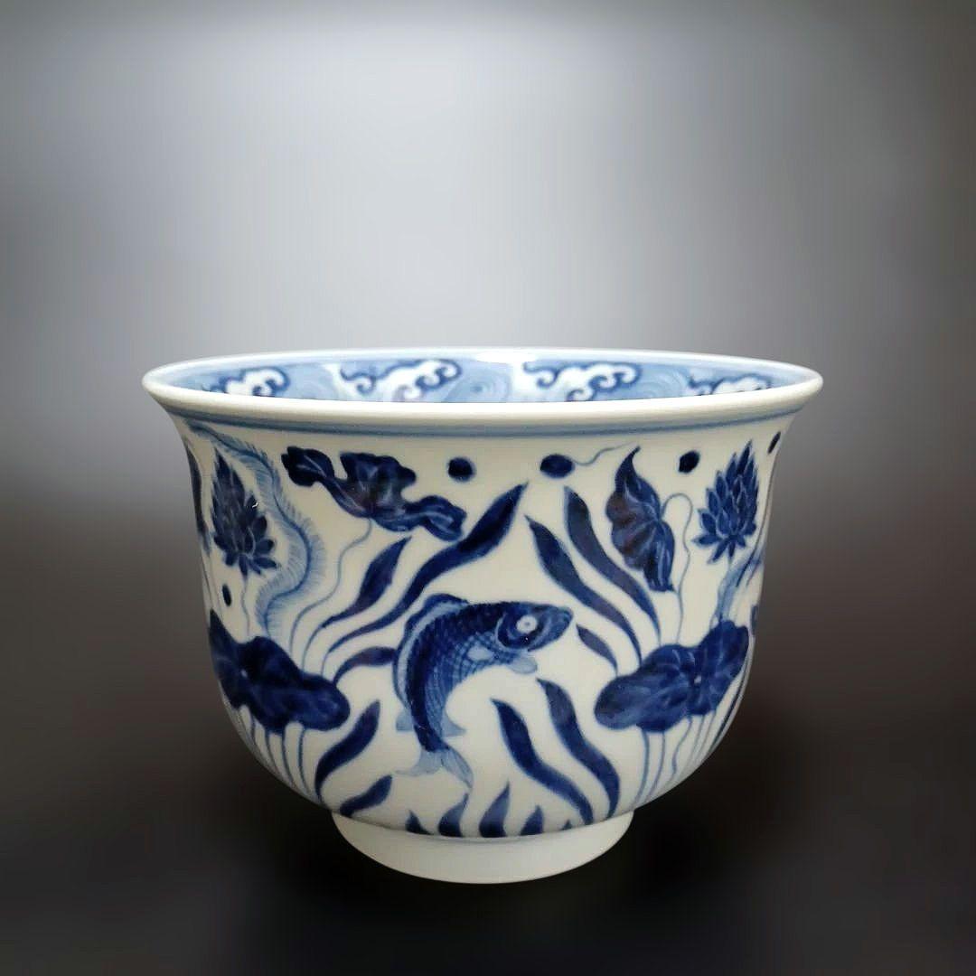 明　染付け魚藻文鉢　中国古美術
