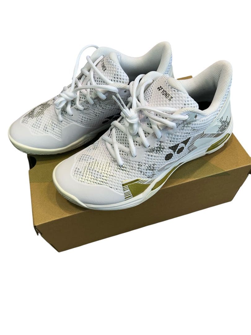 27.0cm エクリプションメン　新品未使用　YONEX　バドミントン　シューズ