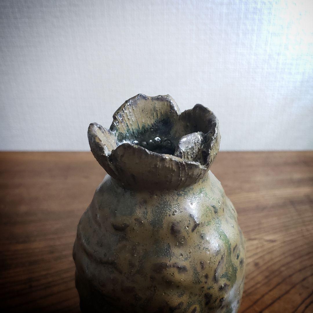 一輪挿し　花器　フラワーベース　花瓶　作家物　花片　花弁