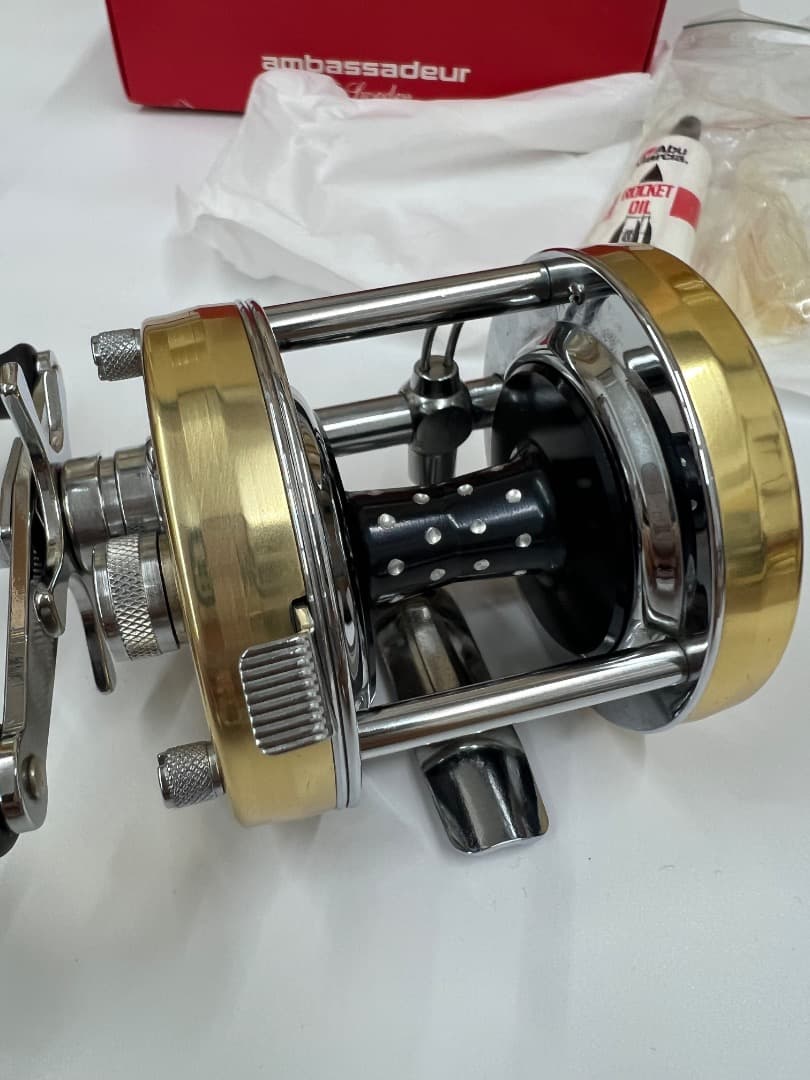 稀少 アブガルシア(Abu Garcia) アンバサダー 5501CS 左リール