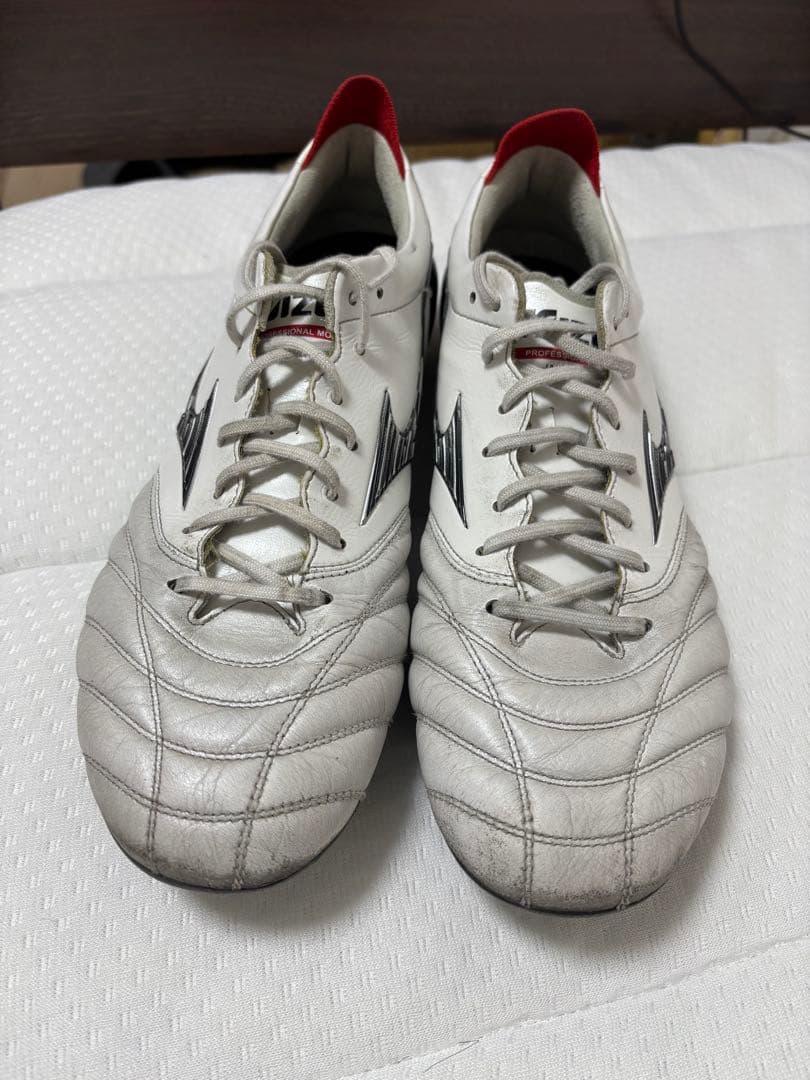 Mizuno MORELIA neo4 ホワイトスパイクシューズ