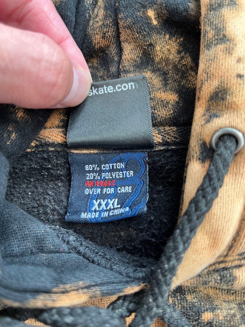 サンタクルーズ　サンタクルズ スノーボード　パーカー　XXXL 3XL