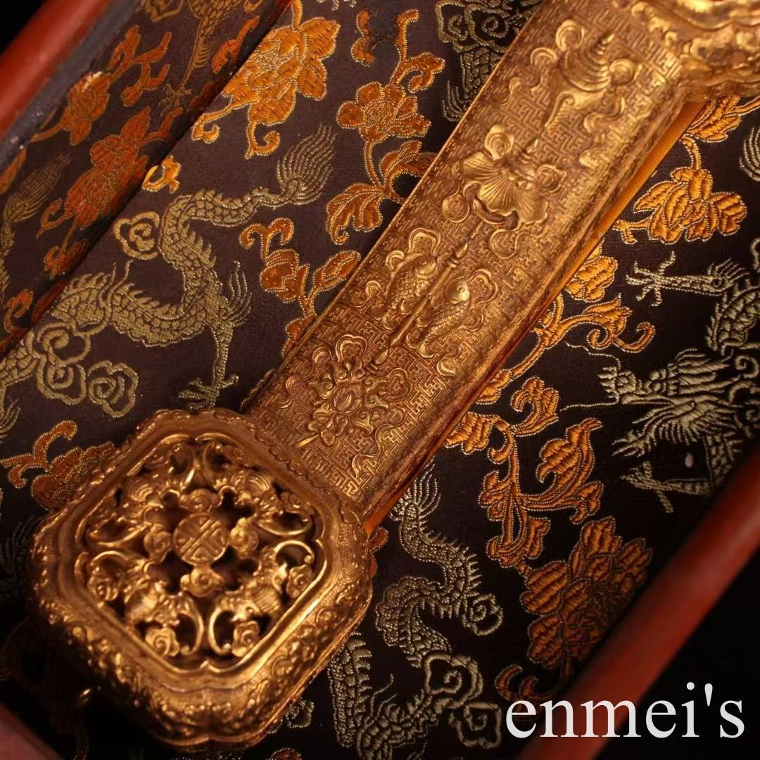中国古美術・旧蔵透彫鎏金如意置物・純銅製・鏨刻鎏金・純手作り・箱付き・文房具