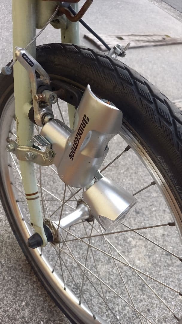 【愛媛県松山市】BRUNO AY73 20インチ　ミニベロ　ブルーノ 自転車