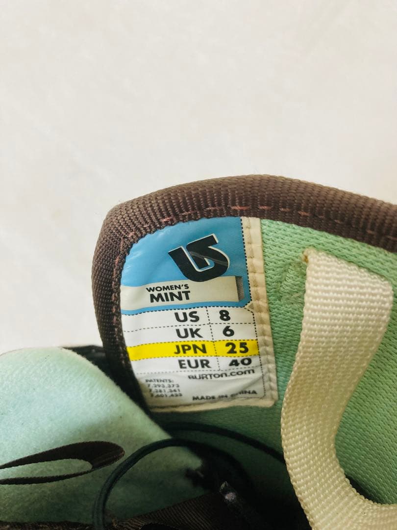 BURTON　バートン　MINT　ミント　スノーボードブーツ　女性用　25cm