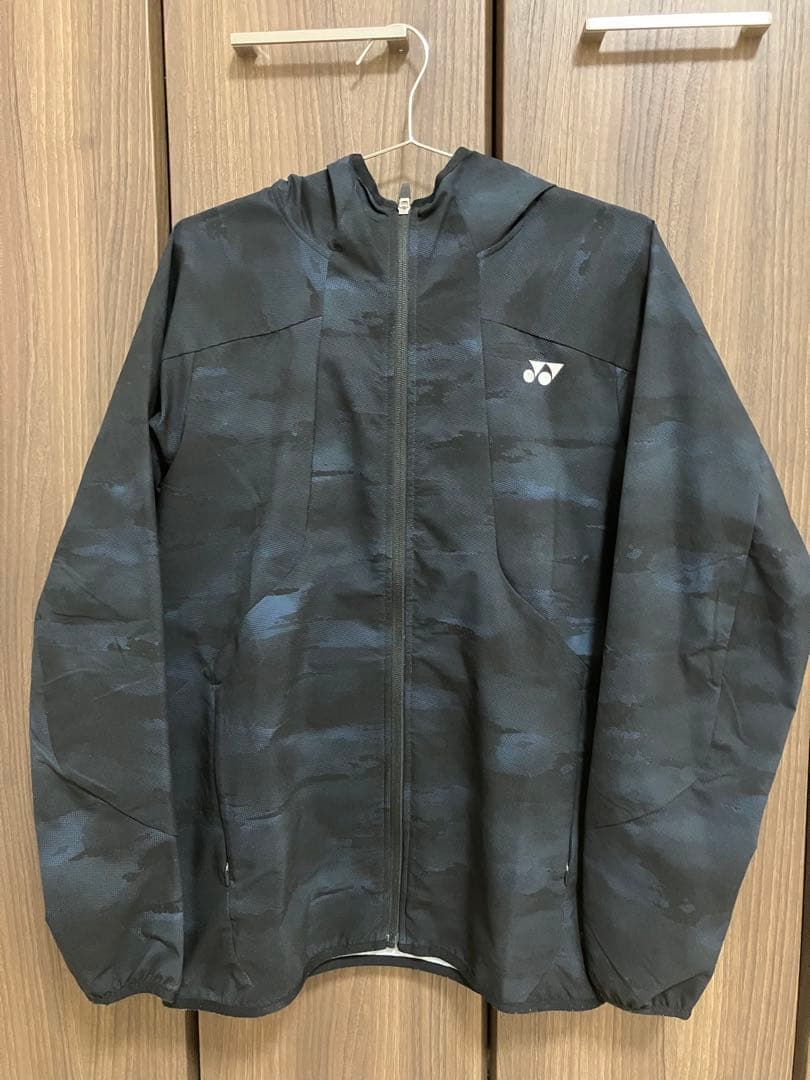 YONEX フード付きウォームアップウェア JP S