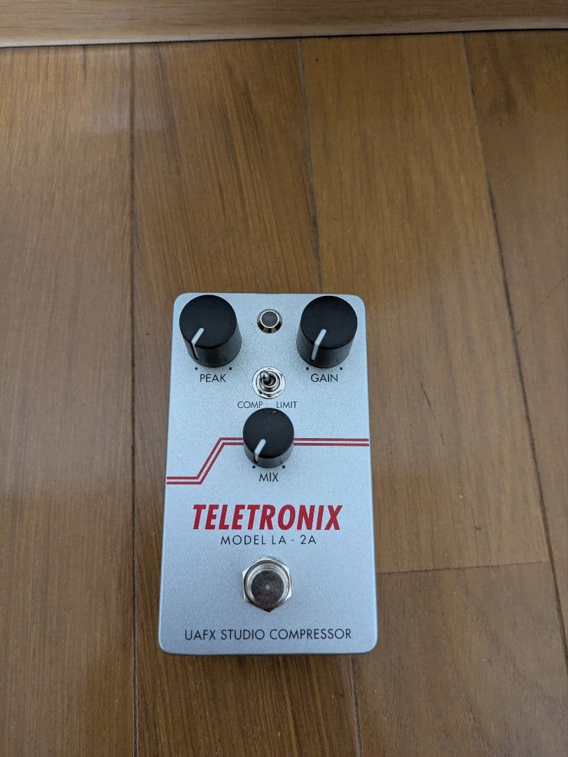 ギター Universal Audio UAFX LA-2A