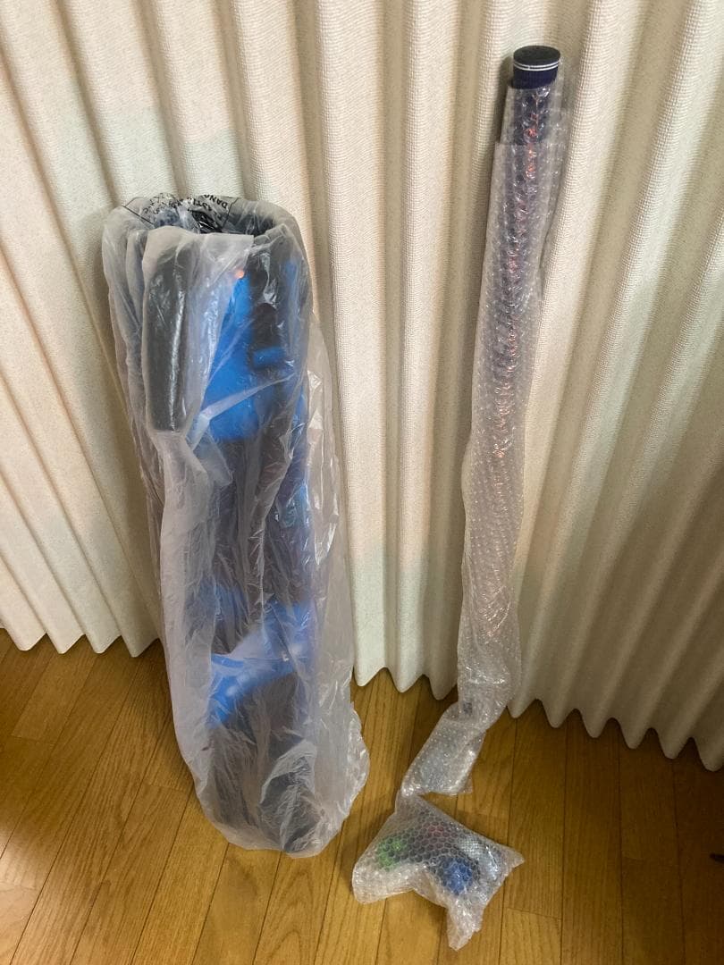 ウェッジ二本、クラブケース（サブバッグ）と練習ボール他