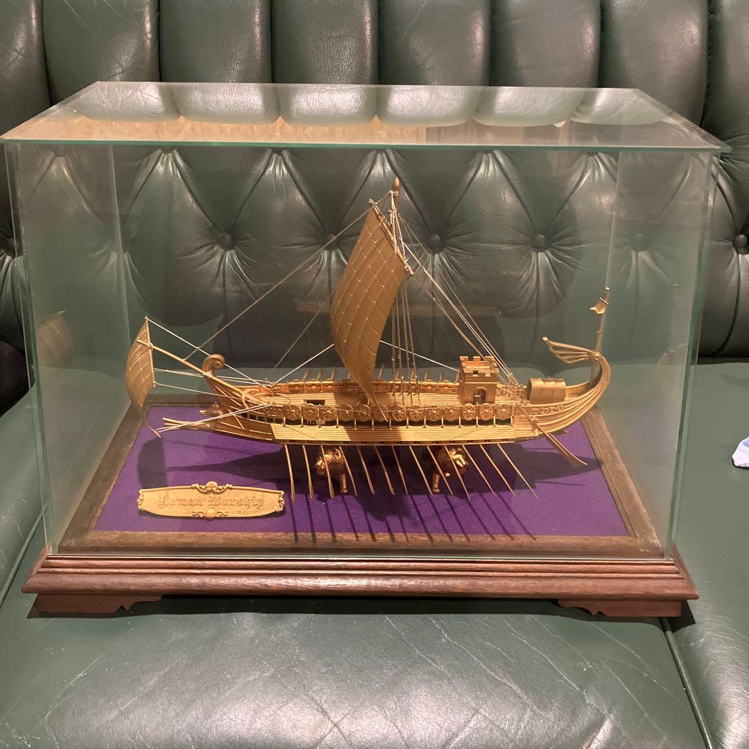 古代ギリシア軍艦　ガレー船　三段櫂船　帆船模型　ケース付き置物　ヴィンテージ品