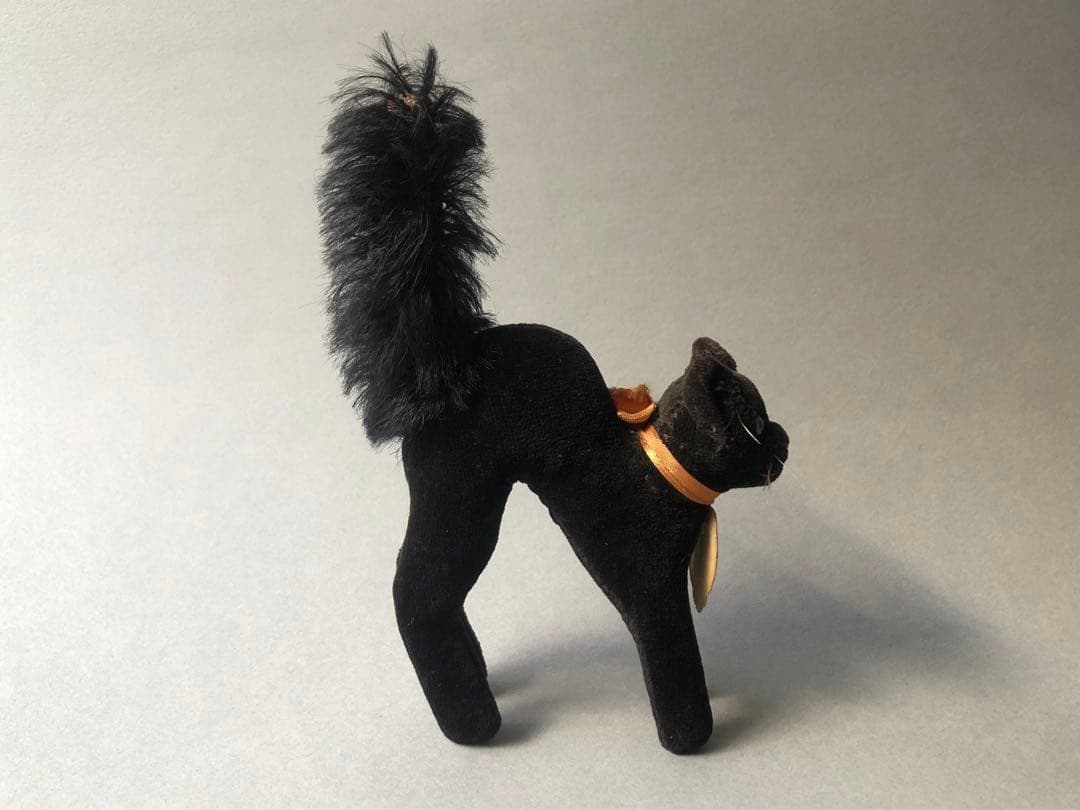 Steiff 　猫のトムキャット　最小　タグあり