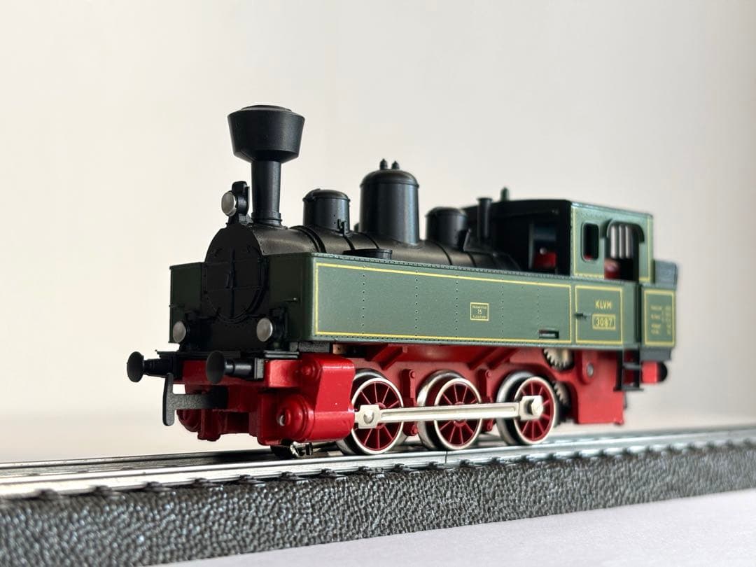 ヤマメ275chan　メルクリン　3087 蒸気機関&BR141 E41