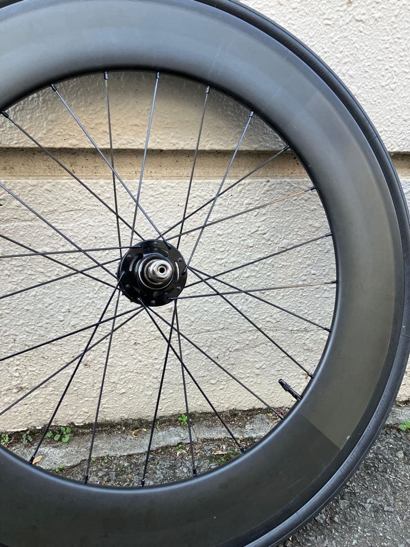 BROTURES SHRED 88 カーボンホイール（トラックバイク用）です。