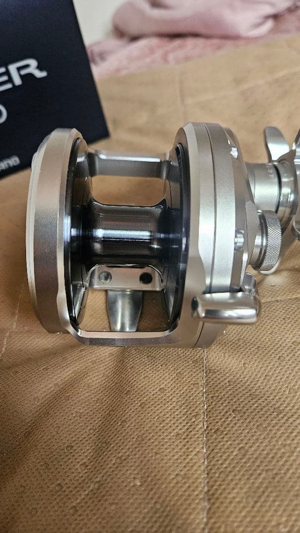 20オシアジガー 4000 中古美品