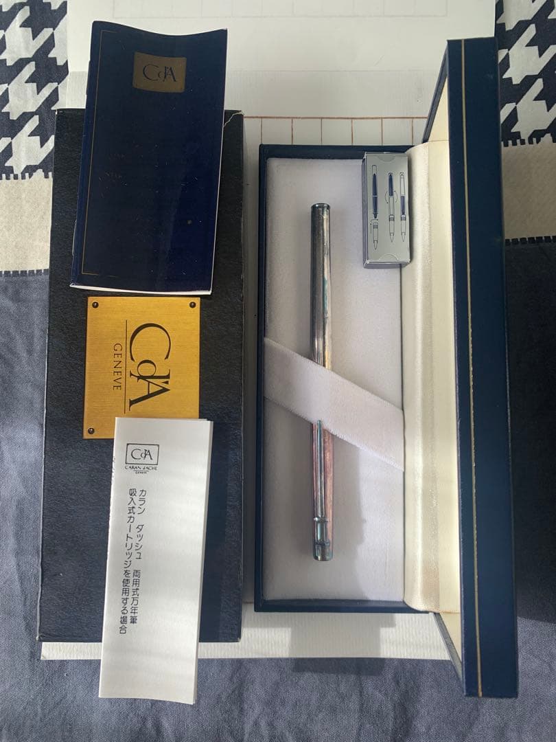 Caran d’Ache カランダッシュ 万年筆 18K