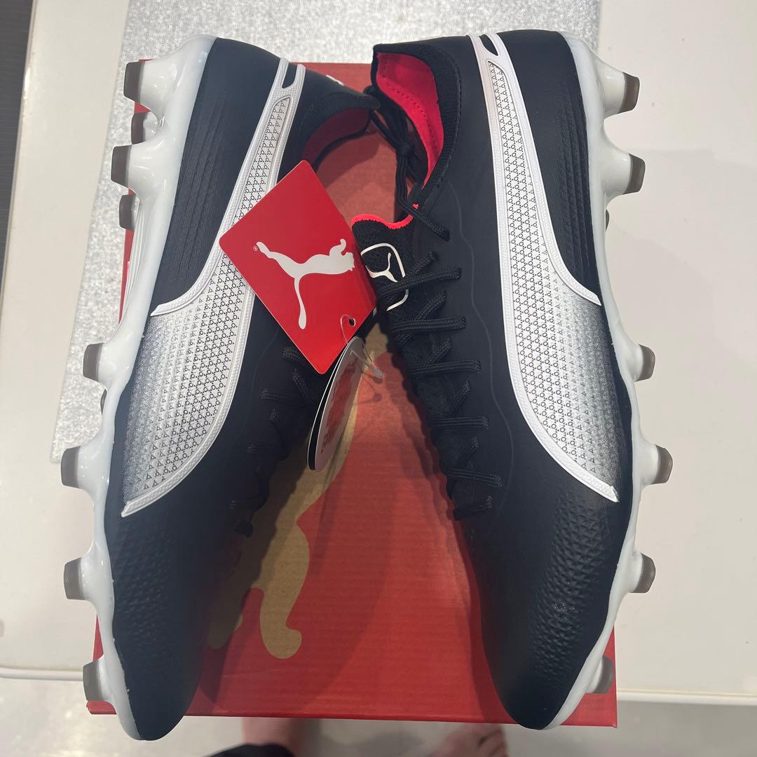 Puma プーマ　サッカーシューズ ブラック/シルバー
