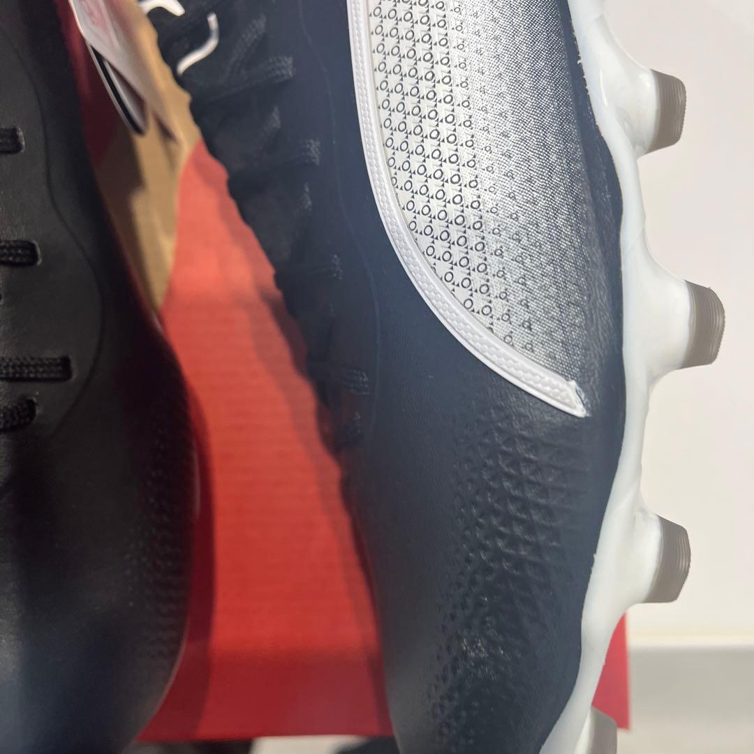 Puma プーマ　サッカーシューズ ブラック/シルバー