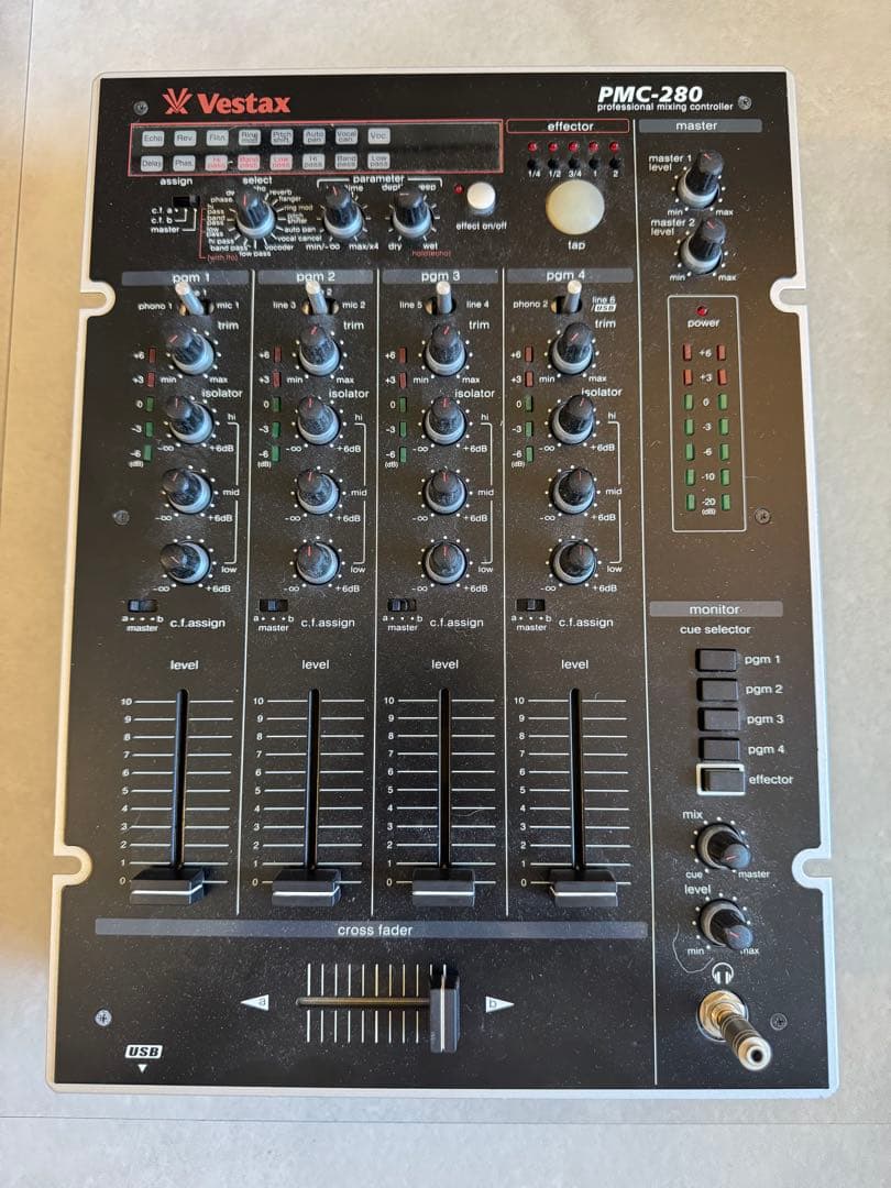 Vestax PMC-280 DJミキサー