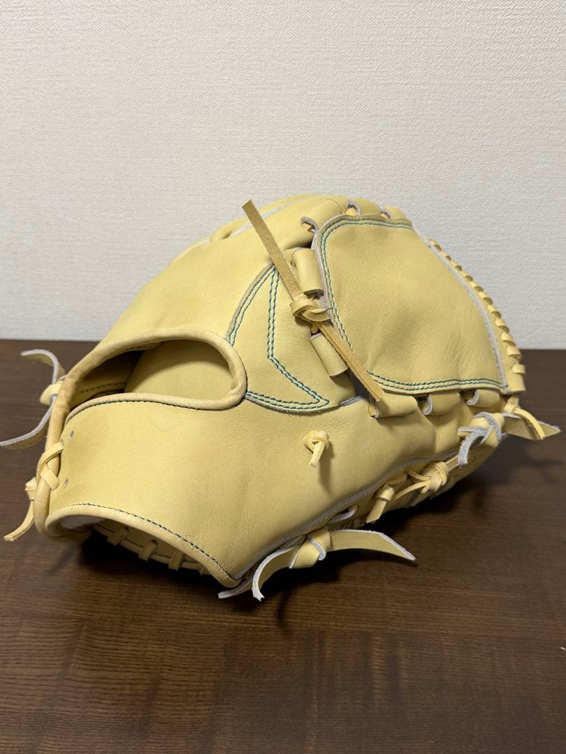 【新品】硬式　投手・内野手兼用グラブ