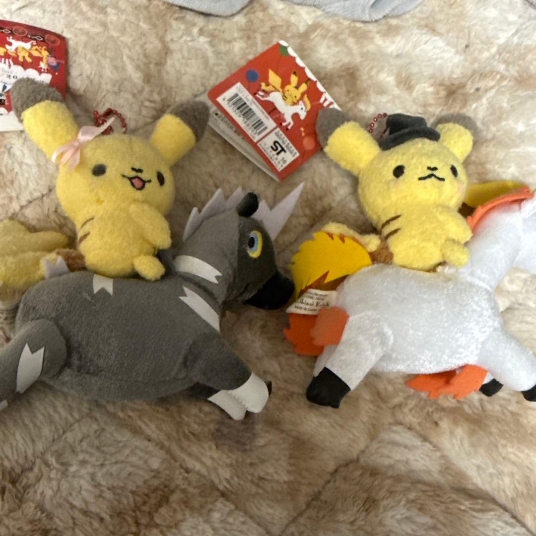 タグ付き　ポケモンセンター　マスコット　ピカチュウ　ポニータ　シママ