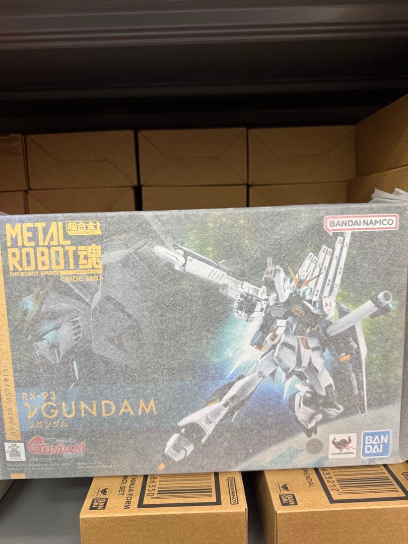 L ROBOT魂 機動戦士ガンダム 逆襲のシャア νガンダム1