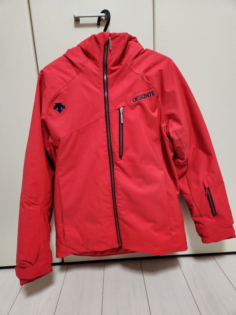 DESCENTE スキーウェア上下セット 　ジャケットMサイズ　パンツLサイズ
