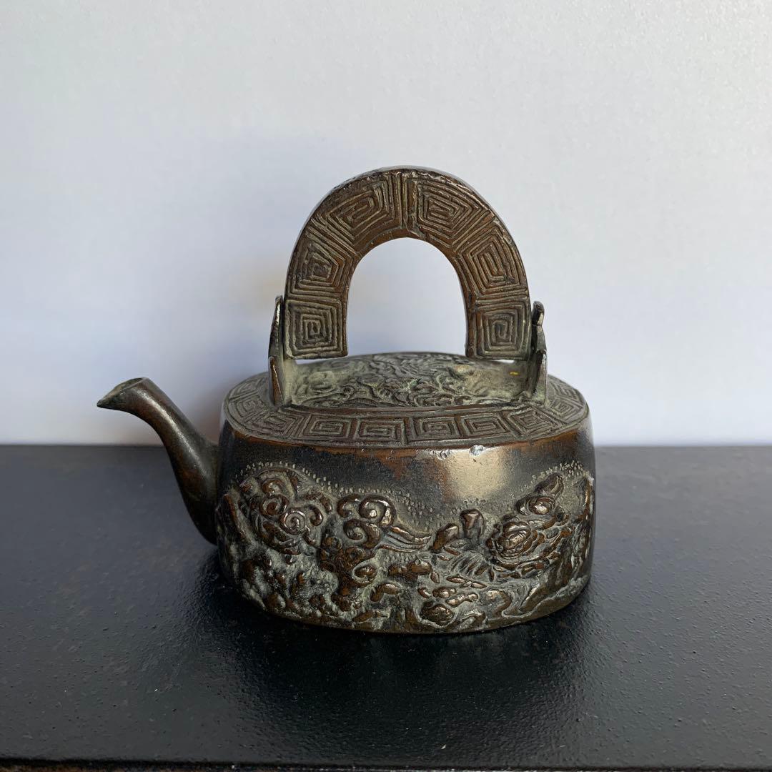 古銅　獅子地紋水滴