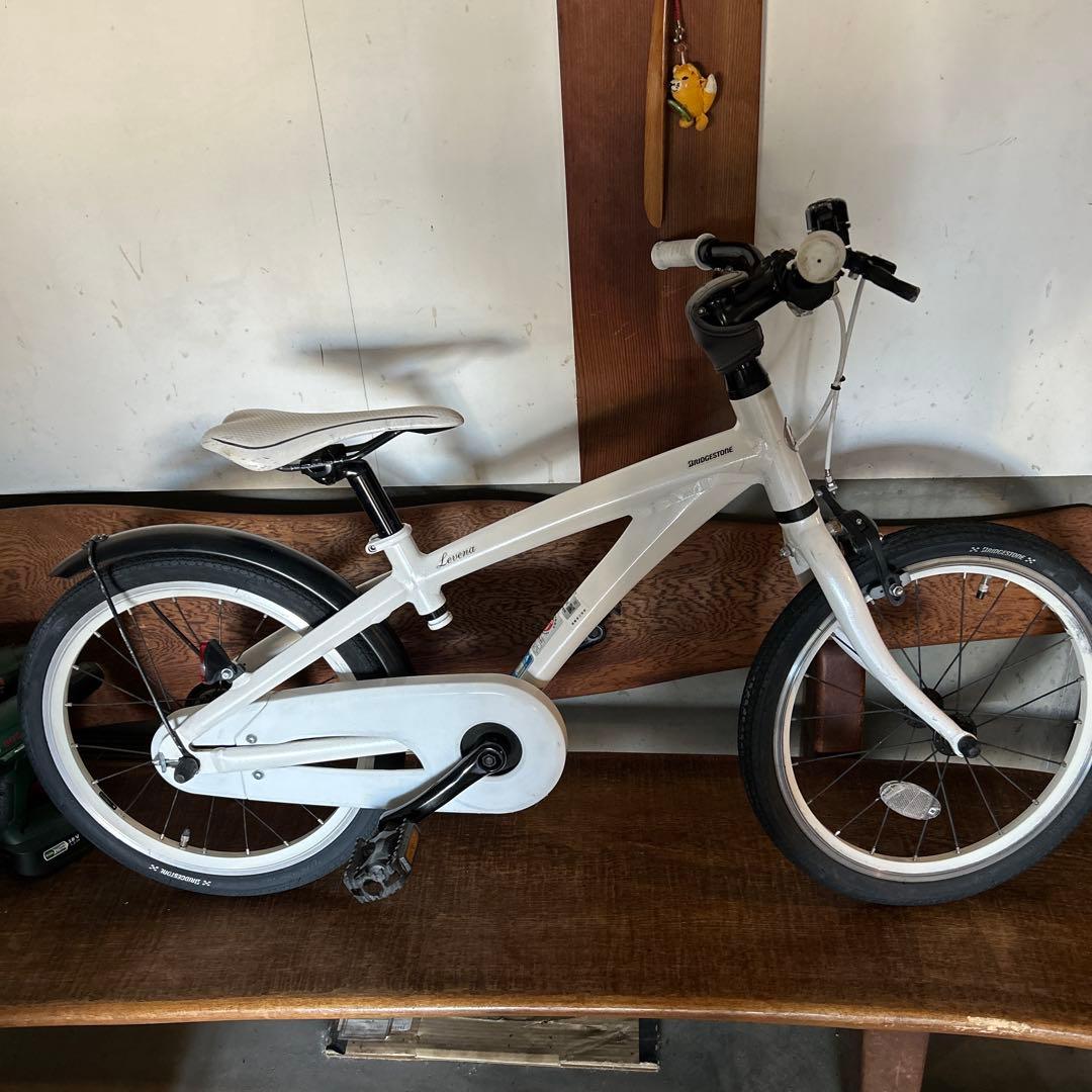 Soulmatebuilds　レベナ18インチ子供自転車