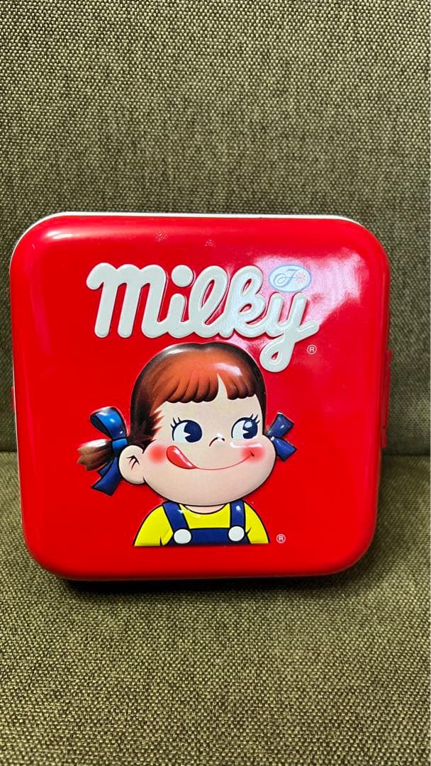 値下げ！2001年頃懸賞当選品レアペコちゃん不二家 ミルキー50周年置き時計