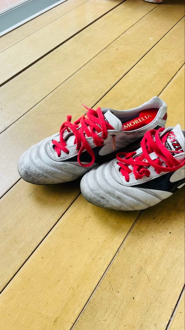 MIZUNOモレリア2JAPANショートタン仕様スーパーホワイトパール×ブラック