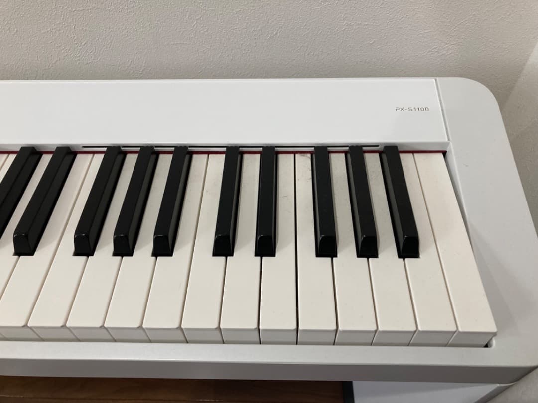 《美品》CASIO PX-S1000 ホワイト 88鍵電子ピアノ　専用台付き