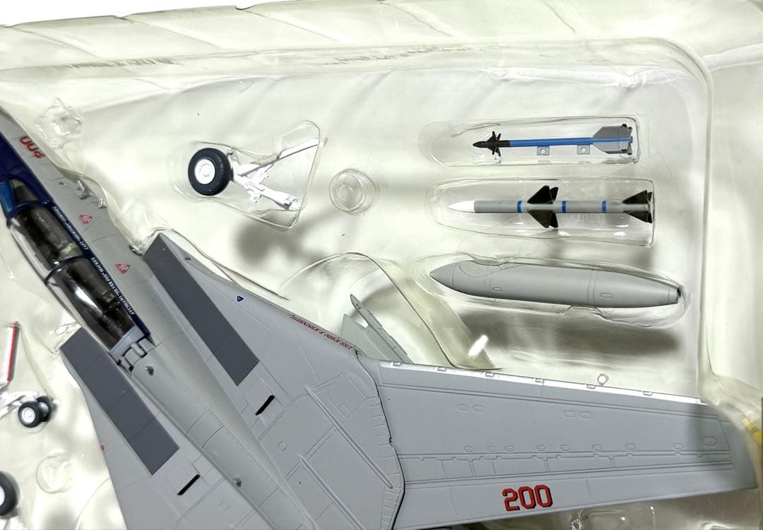 1/72 F-14B TOMCAT DRAGON 完成品