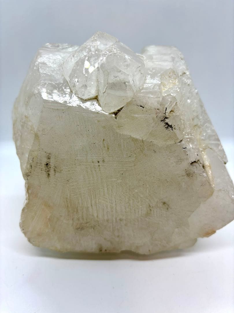 #★天然水晶★観音像 彫刻置物 木製台座付き