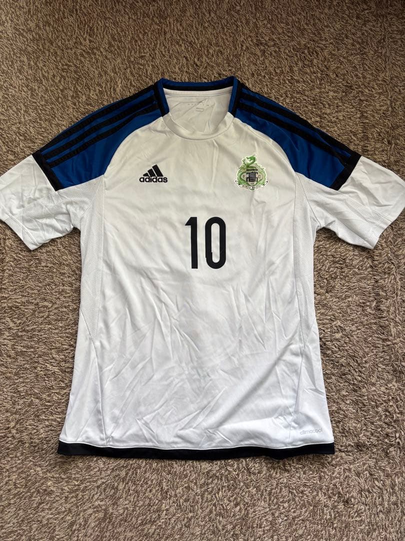 貴重　adidas 桐生第一高校　サッカーシャツ 10/3