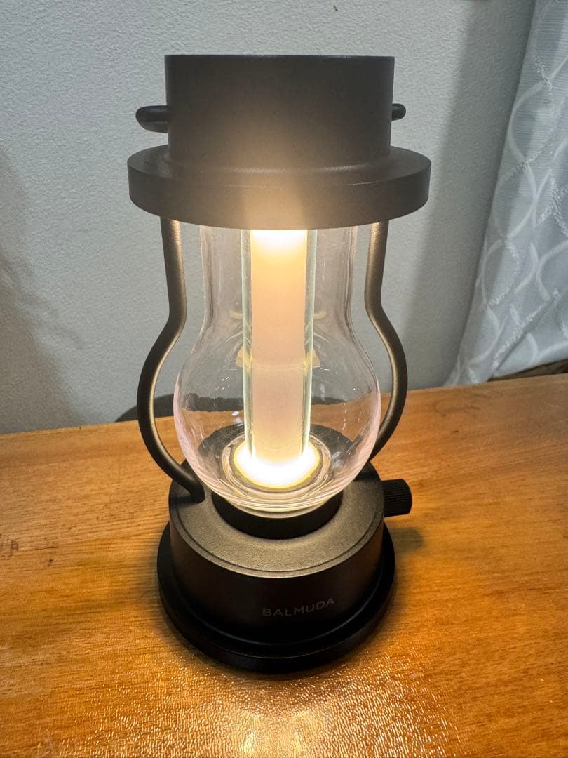 【美品】BALMUDA 充電式 ブラック ランタン