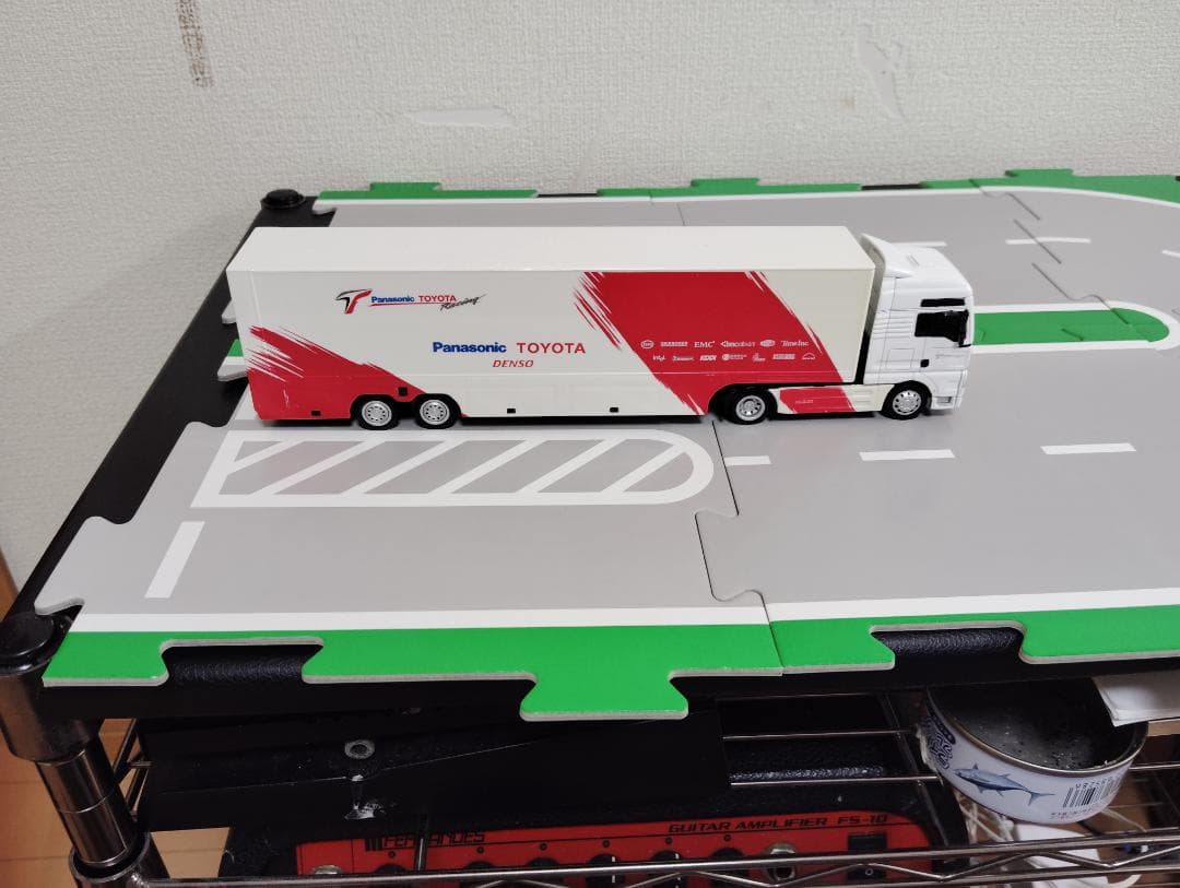 KYOSHO RCトランスポーター 1/64　教習所マップ